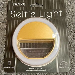 Traxx Selfie Light with Three Light Modes & Universal Clip Gold New